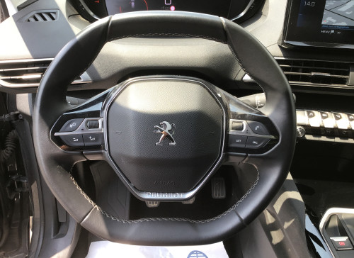 Peugeot 3008 Nouveau Puretech 130ch S&S BVM6 Allure