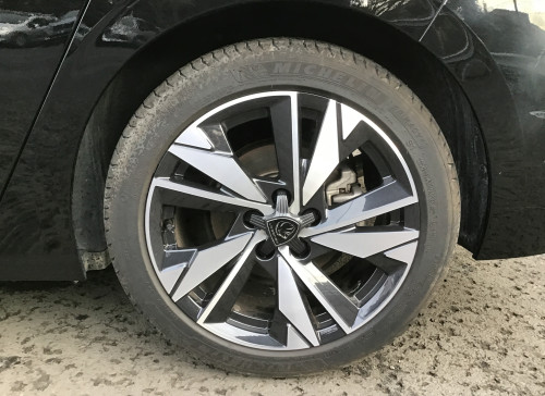 Peugeot 308 Nouvelle PureTech 130ch S&S EAT8 Allure