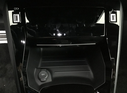 Peugeot 2008 Nouveau Hybrid 145 e-DCS6 GT