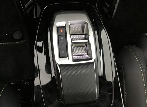 Peugeot 2008 Nouveau Hybrid 145 e-DCS6 GT