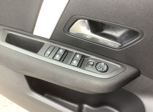 Citroën C4 Hybride 136 e-DCS6 Plus