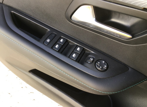 Peugeot 208 PureTech 100 S&S BVM6 Allure Pack