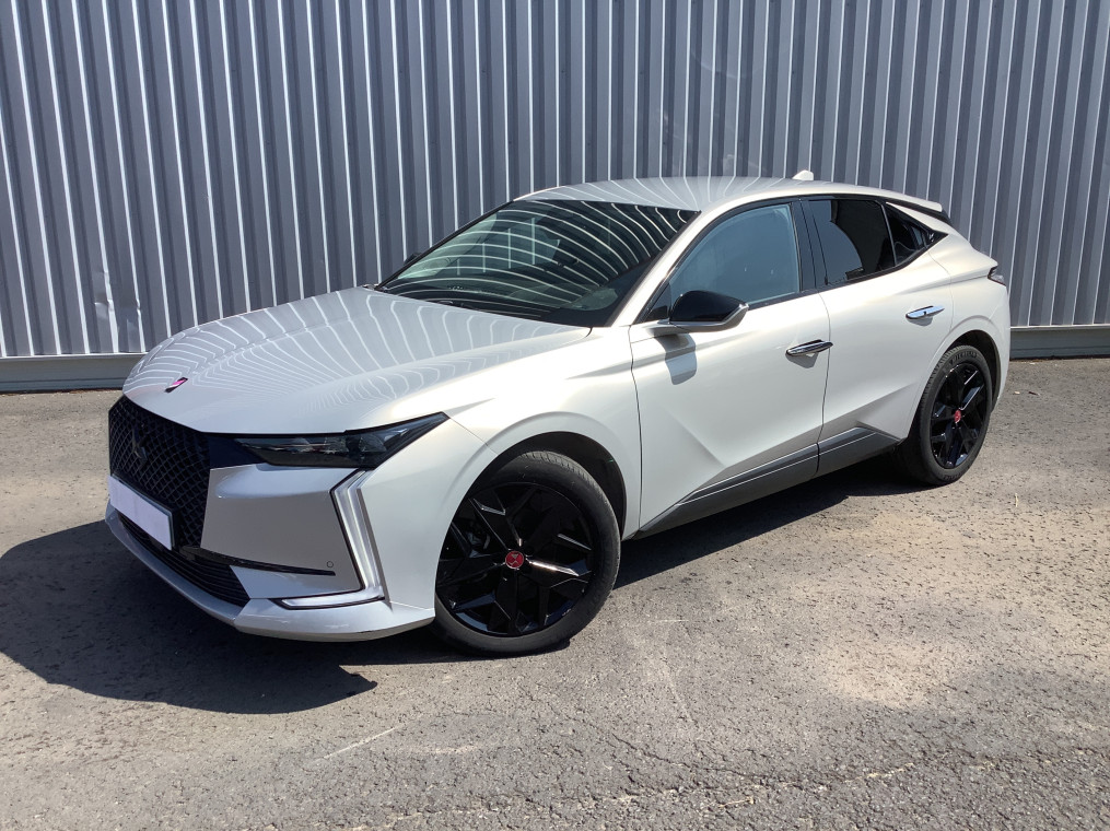 DS DS 4 PureTech 130 EAT8 Performance Line