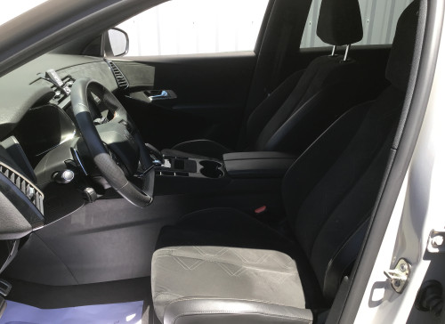DS DS7 CROSSBACK BlueHDi 130 EAT8 Performance Line
