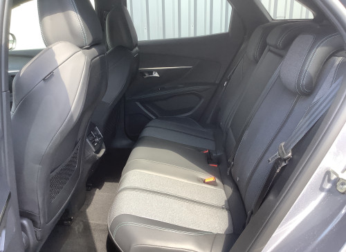 Peugeot 3008 Hybrid 145 e-DCS6 Allure Pack