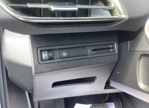 Peugeot 3008 Hybrid 145 e-DCS6 Allure Pack