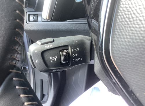 Peugeot 3008 Hybrid 145 e-DCS6 Allure Pack