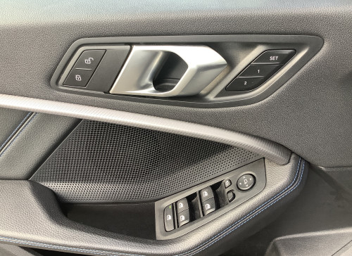 BMW SERIE 1 F40 118d 150 ch BVA8 M Sport