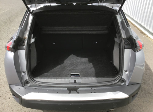 Peugeot 2008 BlueHDi 130 S&S EAT8 Allure Pack