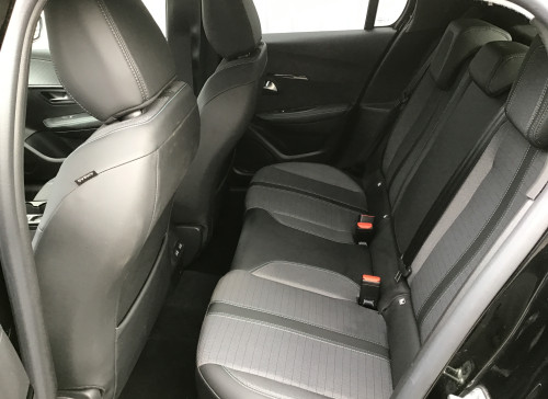 Peugeot 208 PureTech 100 S&S BVM6 Allure