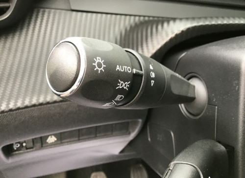 Peugeot 208 PureTech 100 S&S BVM6 Allure
