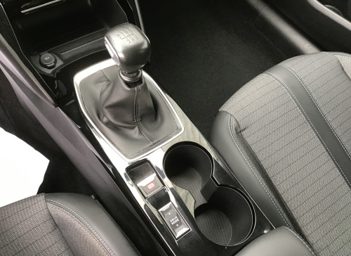 Peugeot 208 PureTech 100 S&S BVM6 Allure
