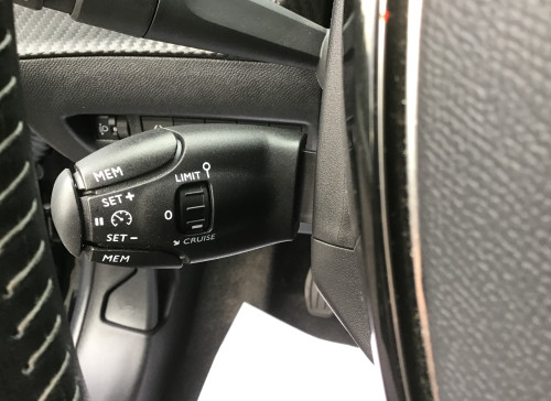 Peugeot 208 PureTech 100 S&S BVM6 Allure