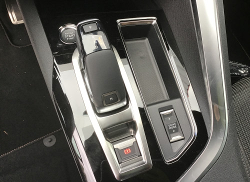 Peugeot 3008 Nouveau Puretech 130ch S&S EAT8 GT