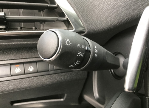 Peugeot 3008 Nouveau Puretech 130ch S&S EAT8 GT