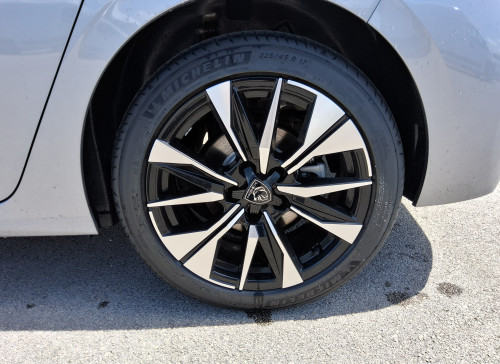 Peugeot 308 DIESEL Nouvelle BlueHDi 130ch S&S EAT8 Allure