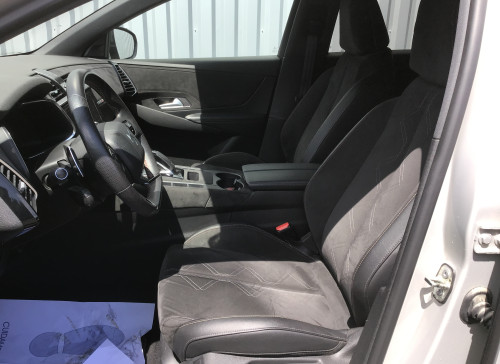 DS DS7 CROSSBACK BlueHDi 130 EAT8 Performance Line